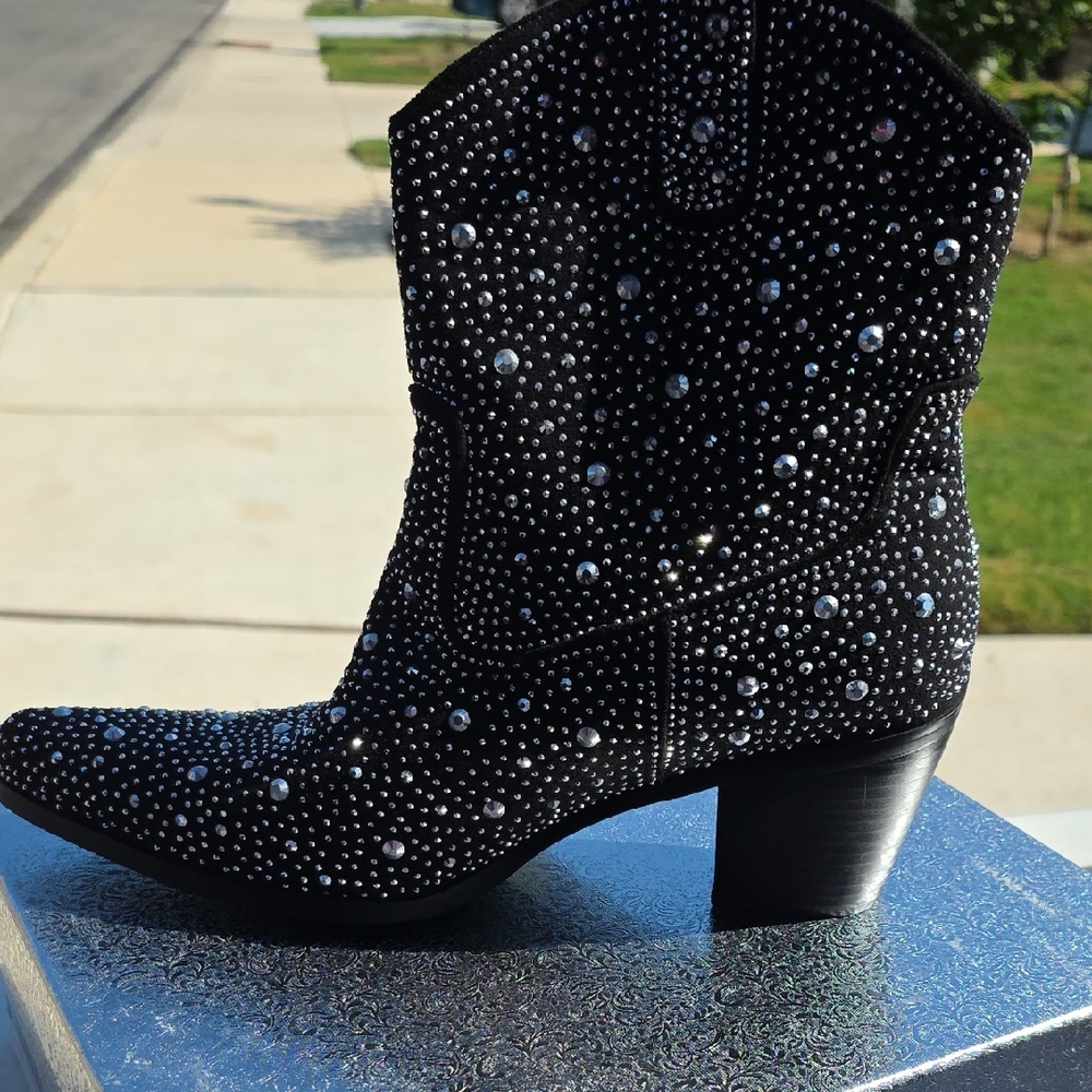 Black Studded Women's Boots